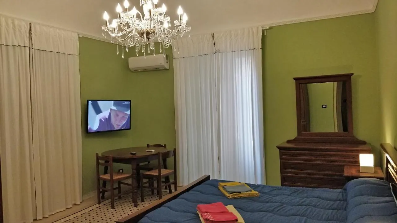 Adriano'S House Catania Cathedral First Floor Apartment