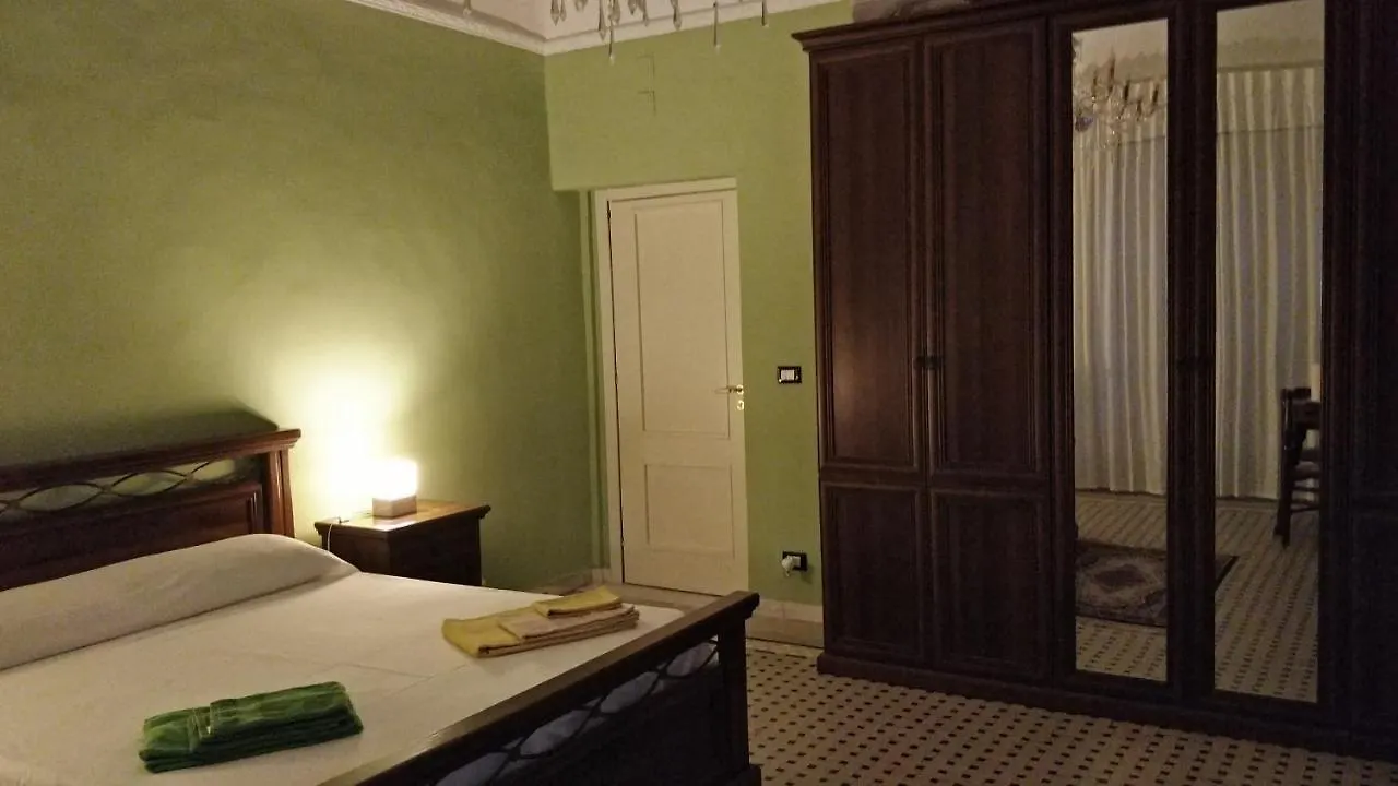 Adriano'S House Catania Cathedral First Floor Apartment